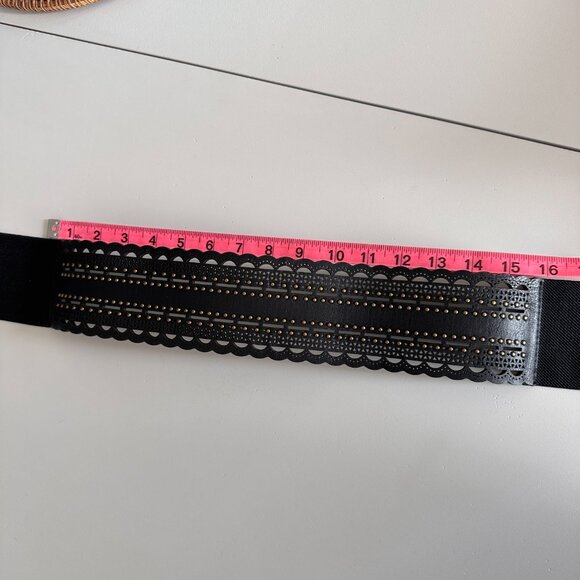 Women's NWT Stretchy Studded/Cut-out Belt sz S-M - Black - Picture 6 of 11